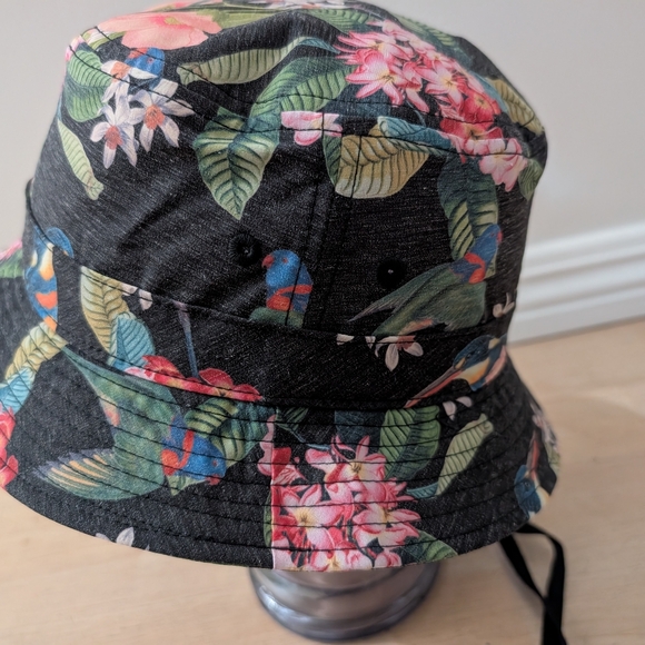 Roark Tiare Bucket Hat S/M - Picture 4 of 7